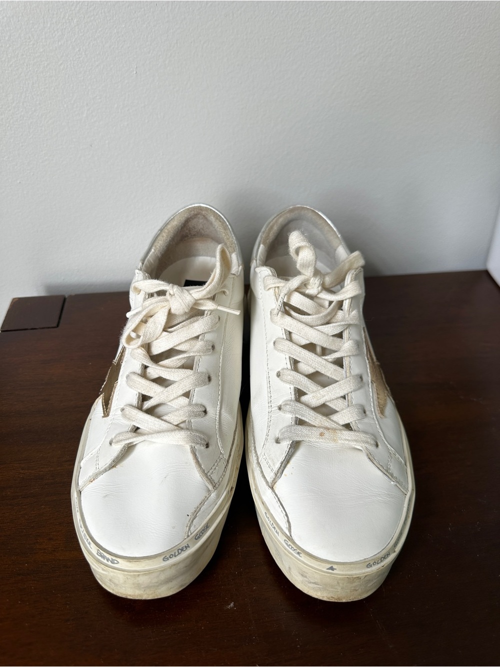 Golden Goose White Leather Hi Star Sneakers with Silver Accents Size 40 - Picture 2 of 6